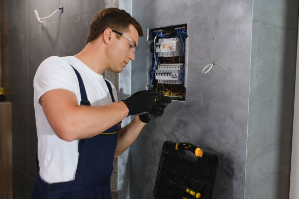Best Circuit Breaker Repair  in Hampton Manor, NY